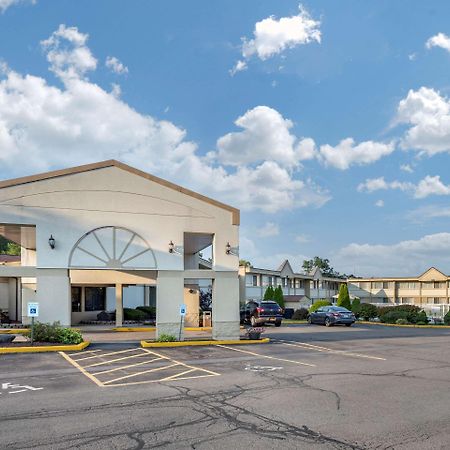 Quality Inn & Suites Vestal Binghamton Near University Экстерьер фото