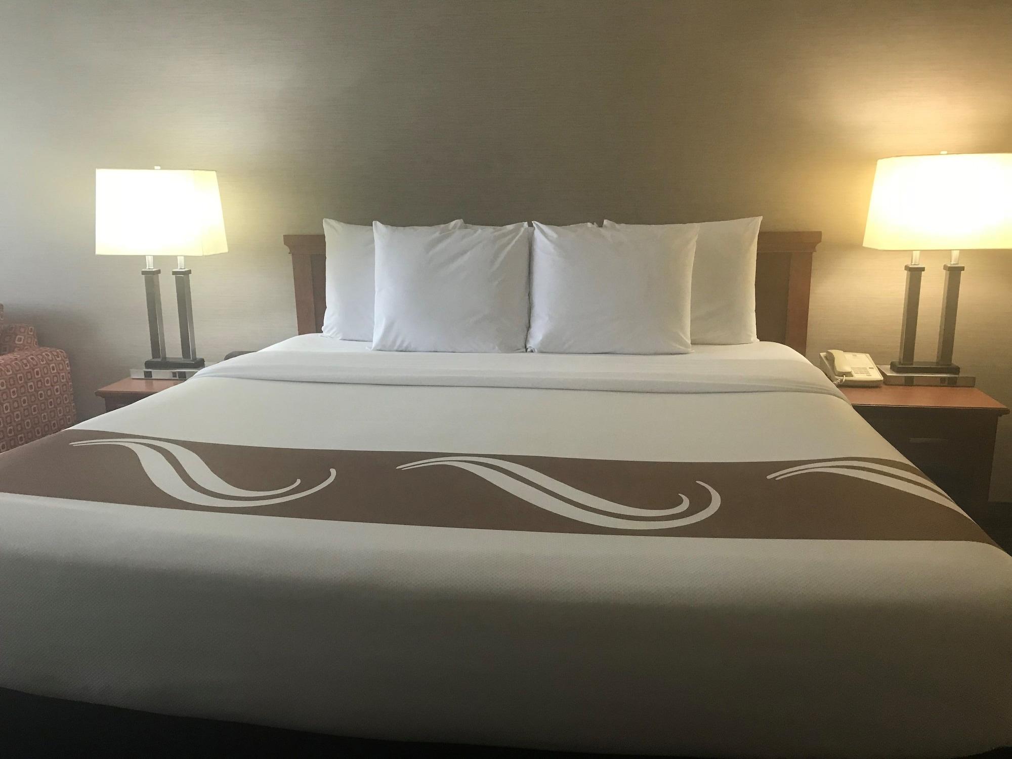 Quality Inn & Suites Vestal Binghamton Near University Экстерьер фото