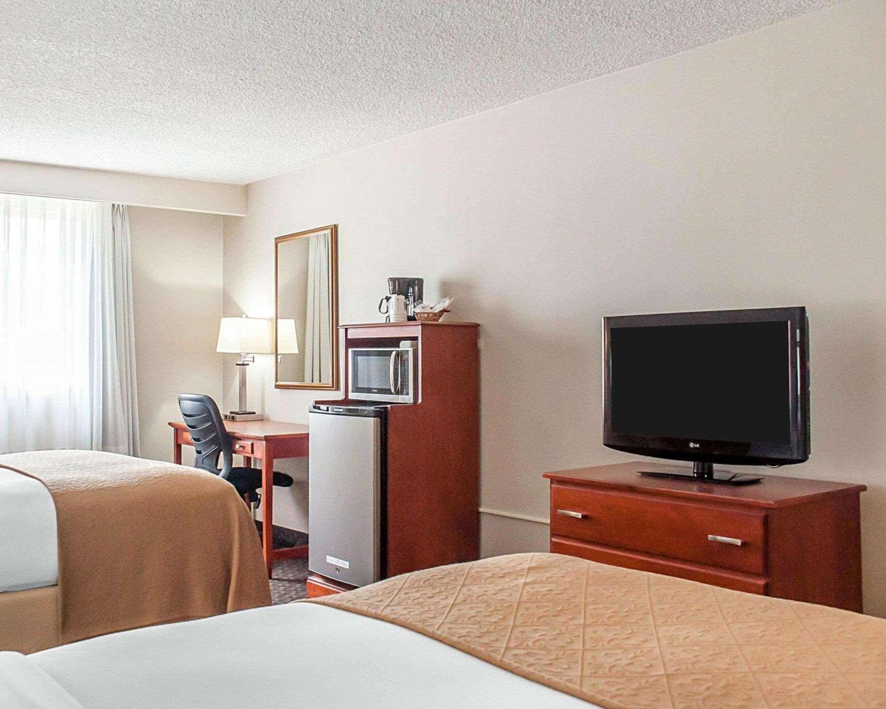 Quality Inn & Suites Vestal Binghamton Near University Экстерьер фото
