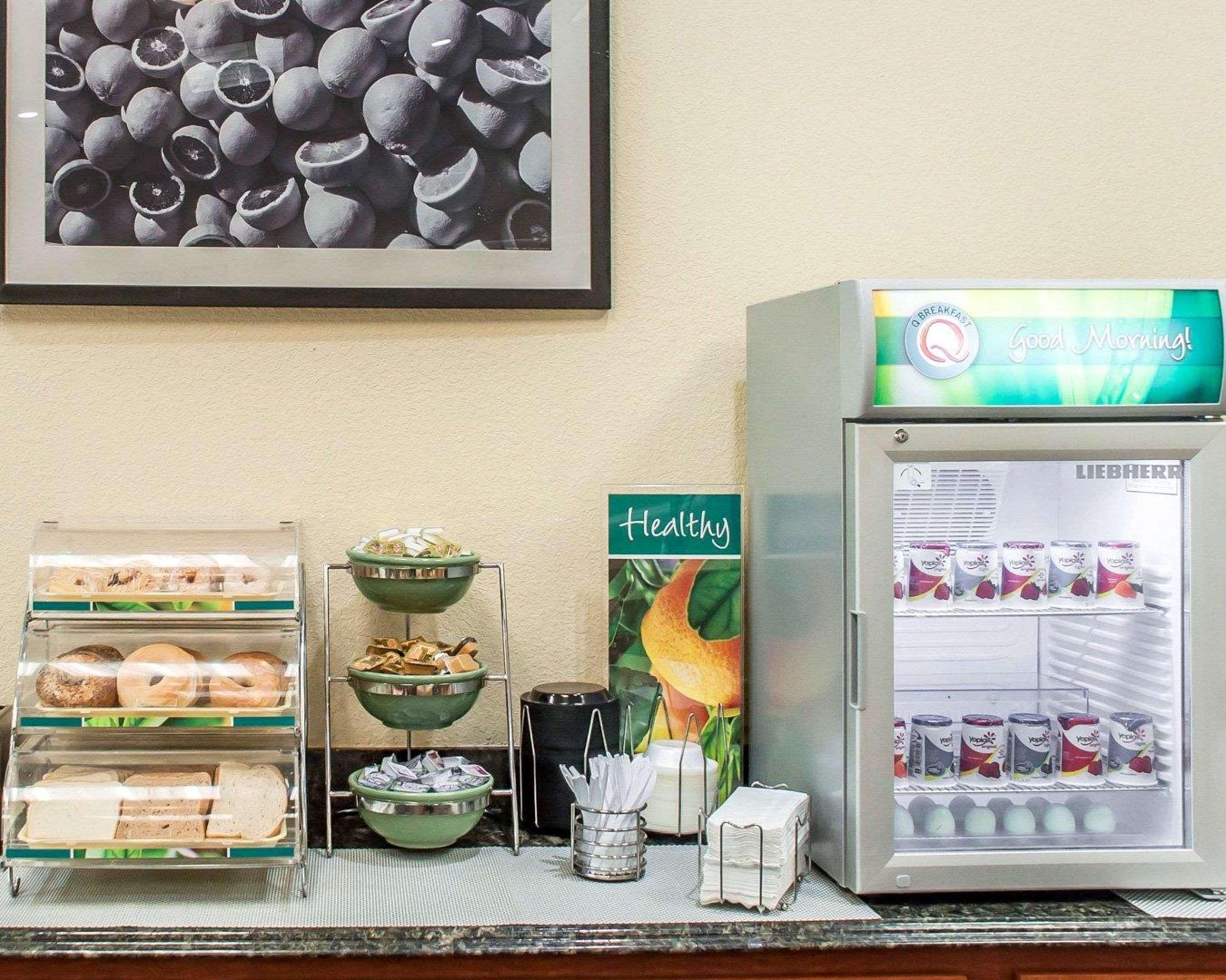 Quality Inn & Suites Vestal Binghamton Near University Экстерьер фото